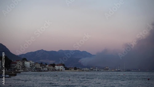 fire threatens to destroy outskirts of Croatian Split photo