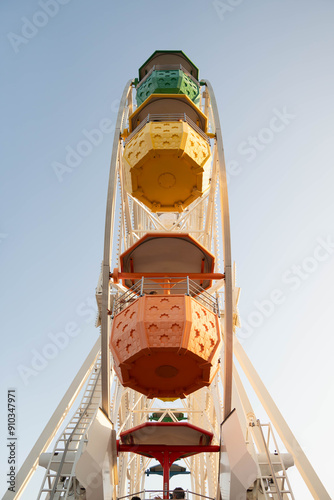 Ferris Wheel in the afternoon