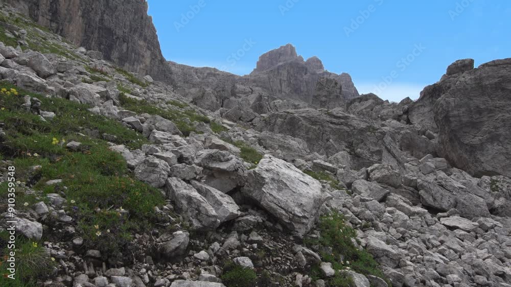 Panorama of the Tuckett Dolomites Panorama of the Tuckett Dolomites
