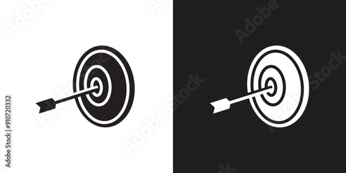 Bullseye icon line art vector