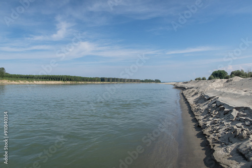 Obraz na płótnie River Po landscape nature w salonie