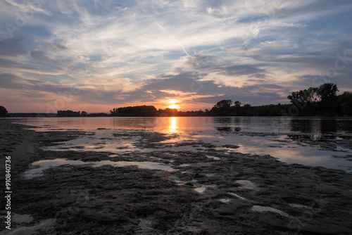Obraz na płótnie River Po landscape nature sunset sun w salonie