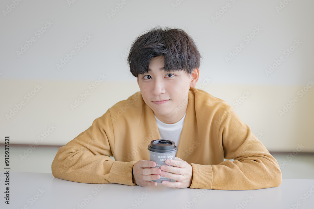 珈琲と爽やかな男性 珈琲と爽やかな男性