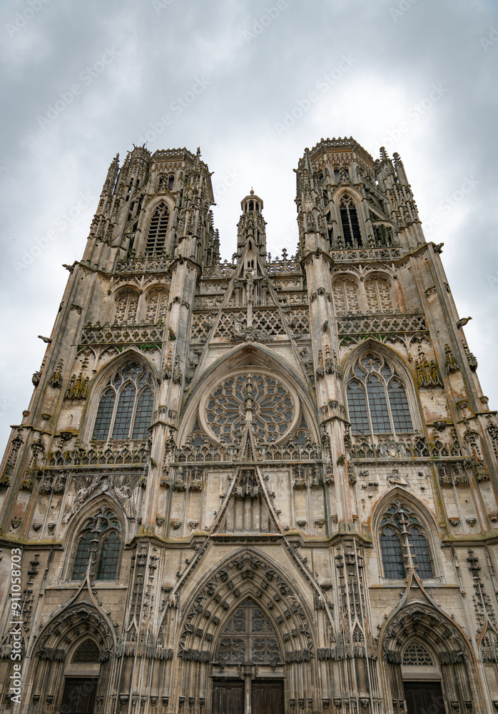 Fototapeta premium the facade of cathedral of Toul in France outdoor view