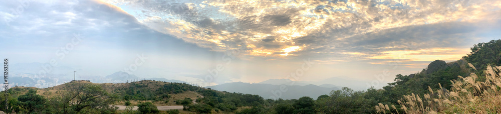 Obraz premium Panorama of natural outdoor background, blue sky, mountains, ocean