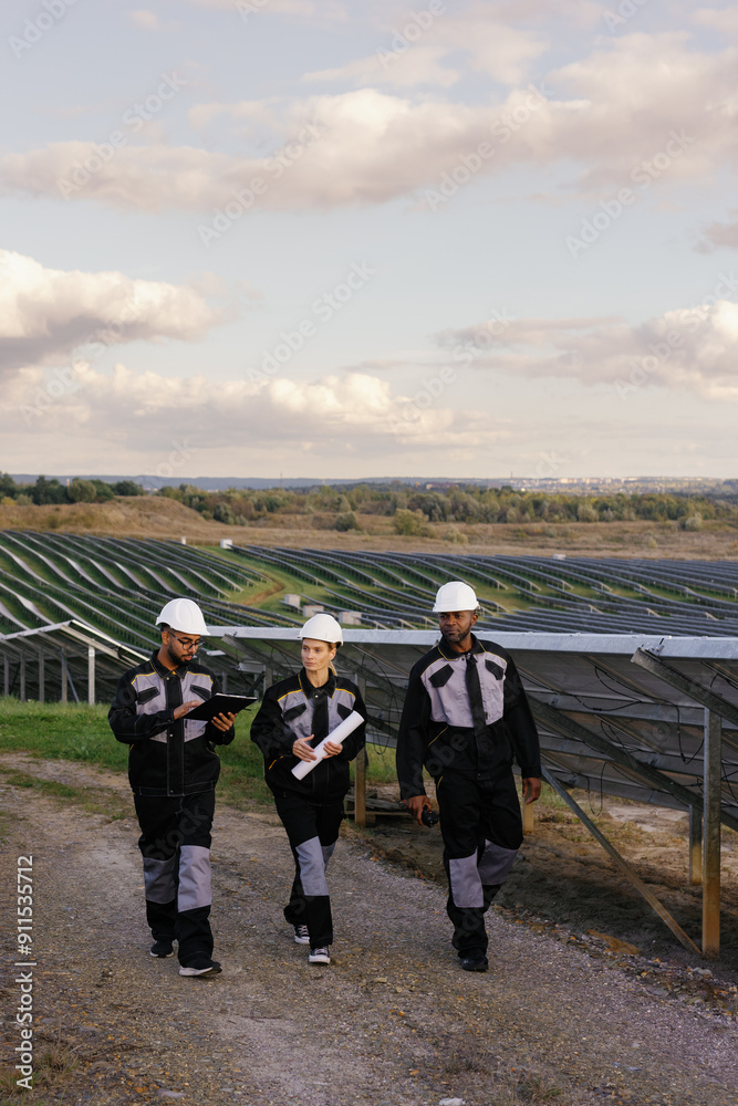 Solar batteries monitoring management electrical device efficiency Solar batteries monitoring management electrical device efficiency