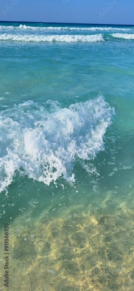 Fototapeta premium waves on the beach