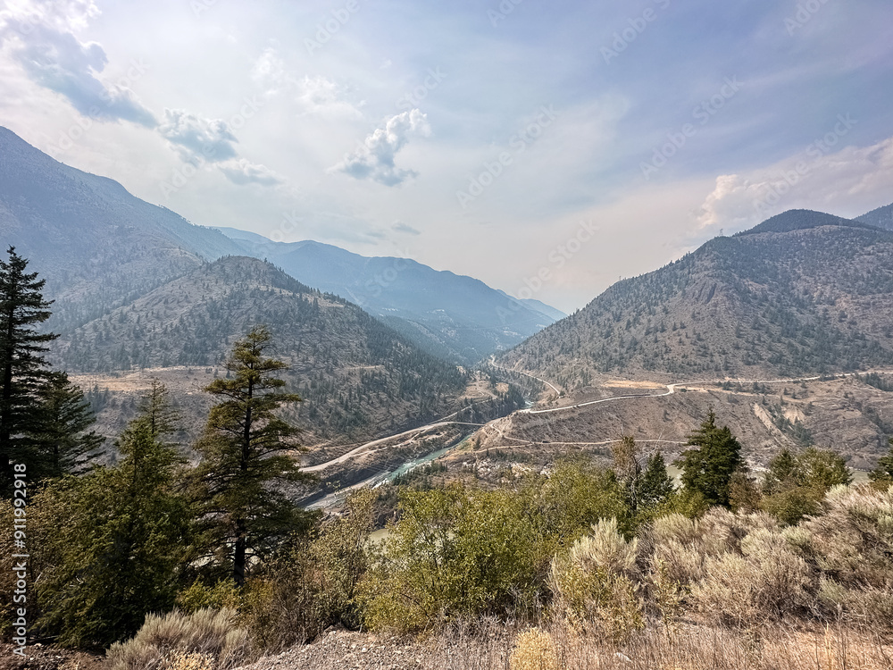 Obraz premium View of the mountains and river in Ashcroft, British Columbia, Canada.