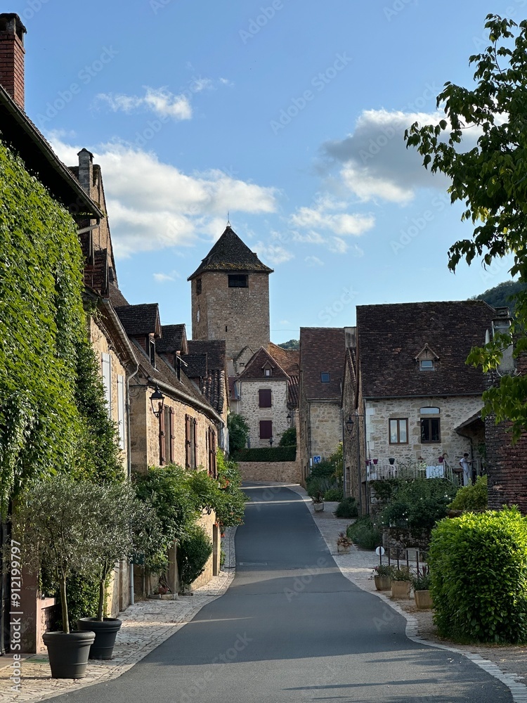 Dans les rues d'Autoire, plus beau village de France
