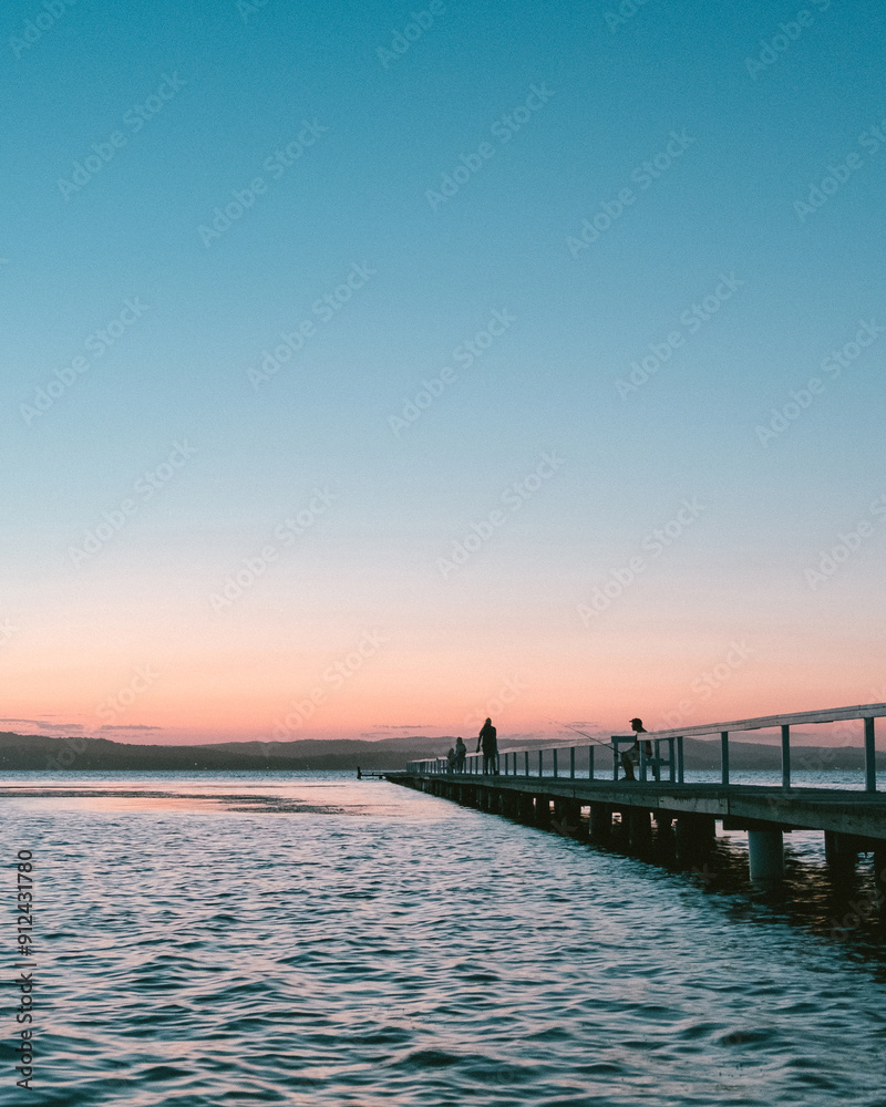 Obraz premium pier at sunset