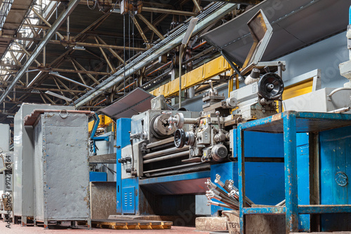 metalworking machines of the machine-building plant workshop