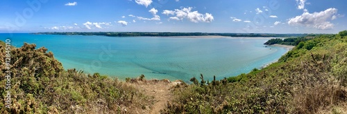 Photographie panoramique des côtes Bretonnes.