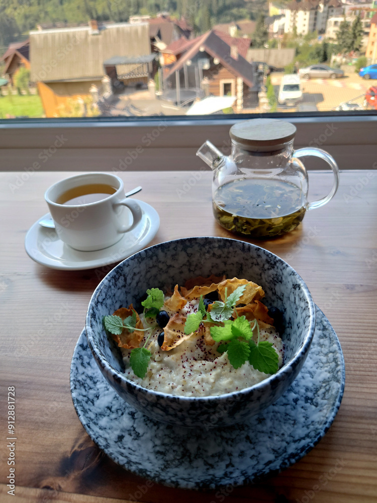 Sweet oatmeal and green tea.