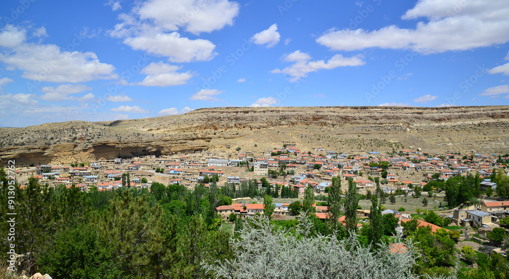 Obraz premium A view from the town of Taskale in Karaman, Turkey.