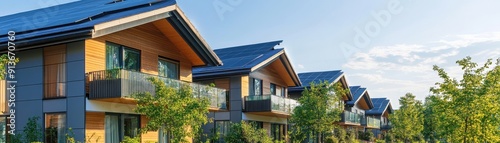  Eco Friendly Homes with Solar Panels  photo