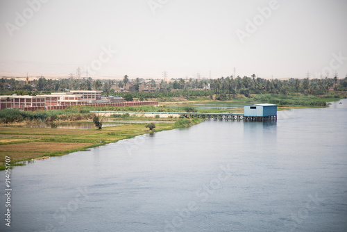 Obraz na płótnie Beautiful view of Nile river and landscape in Luxor, Egypt w salonie