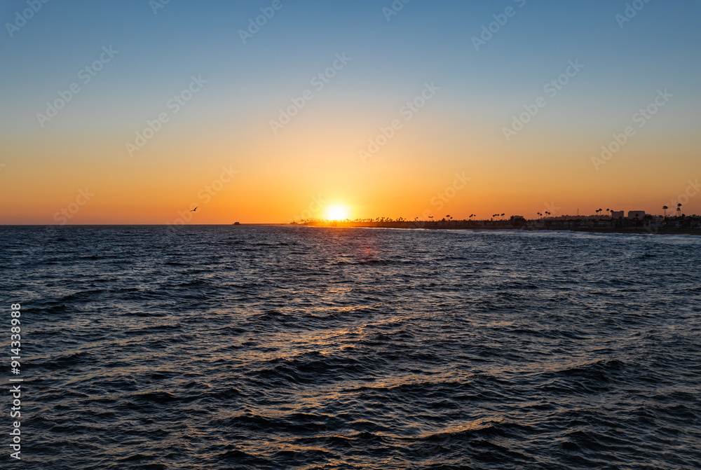Sunset Over the Ocean with Vibrant Colors
Sunset Over the Ocean with Vibrant Colors