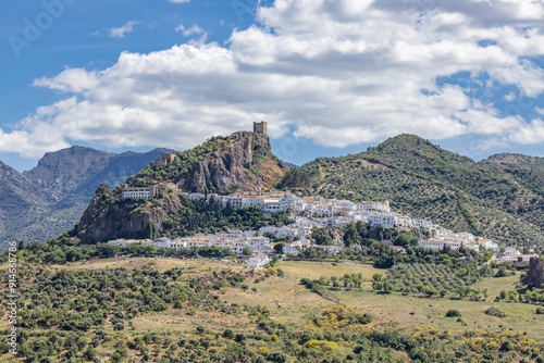 The Spanish village of Zahara de la Sierra. photo