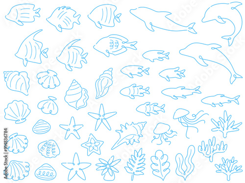 海の生き物の水色の線画イラストセット