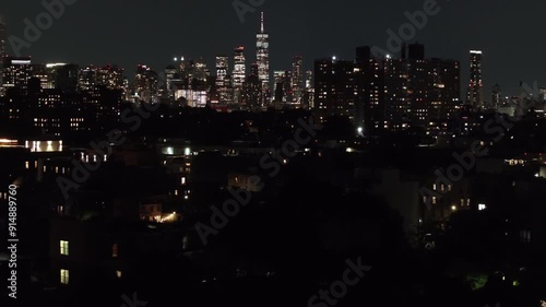 Wallpaper Mural Aerial shot of Brooklyn and Manhattan Financial District at night. Shot during the summer of 2024 in 4k. Torontodigital.ca