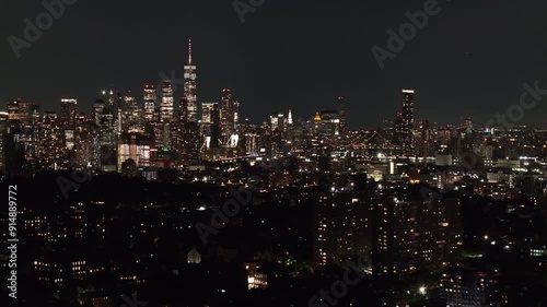 Wallpaper Mural Aerial shot of Brooklyn and Manhattan Financial District at night. Shot during the summer of 2024 in 4k. Torontodigital.ca