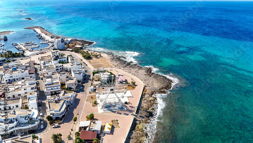 Torre San Giovanni is renowned for its long white beaches of incredible beauty and quality combined with a particularly light blue and transparent sea with shallow waters for very long stretches