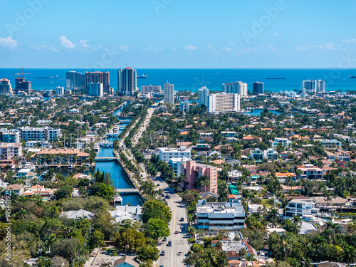 Wallpaper Mural default Torontodigital.ca