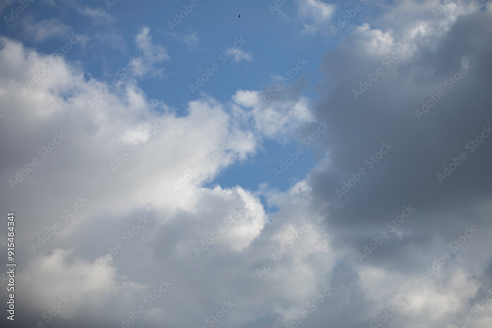 Blue sky with white clouds (cumulus) Blue sky with white clouds (cumulus)