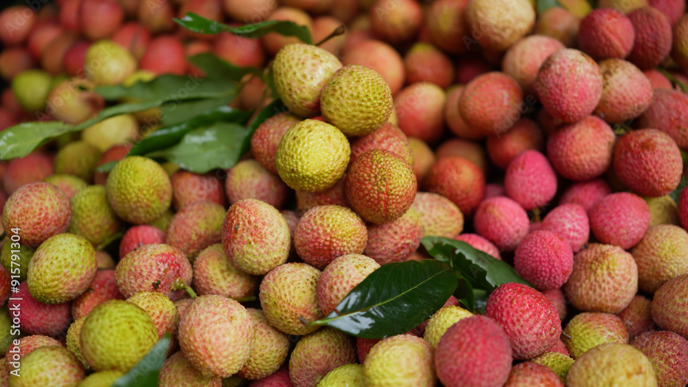 Freshly picked ripe lychees, ready for sale at the market. Vibrant colors and juicy sweetness of this tropical delight, straight from the orchard to your table. Lychee, Litchi, Lichee, fruit Freshly picked ripe lychees, ready for sale at the market. Vibrant colors and juicy sweetness of this tropical delight, straight from the orchard to your table. Lychee, Litchi, Lichee, fruit