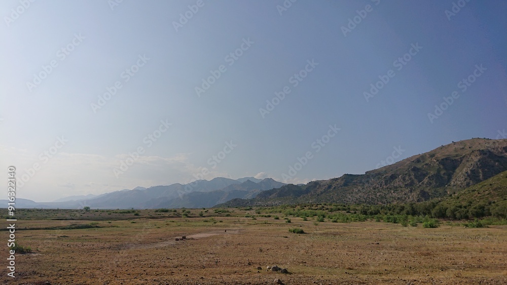 Obraz premium Mountainous Landscape with Village