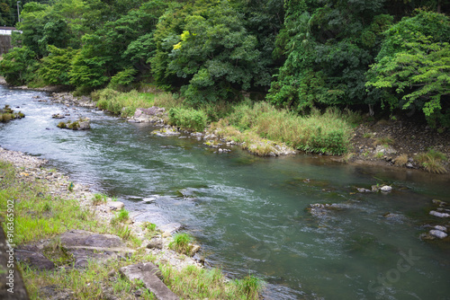 川の風景