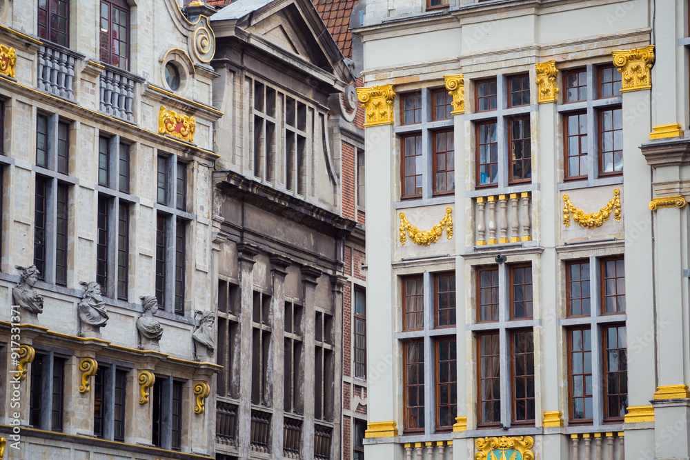 Fototapeta premium Facades of houses in Brussels, Belgium