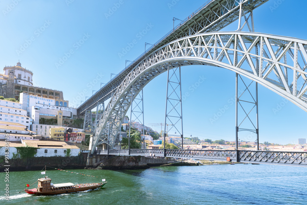 Obraz premium View of the city of Porto, Portugal, in colorful close-up