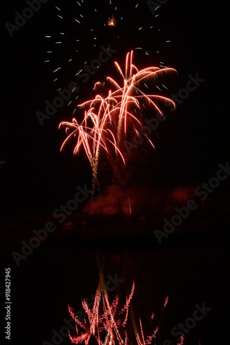 feux d'artifice à SAUJON (Charente-Maritime) photo