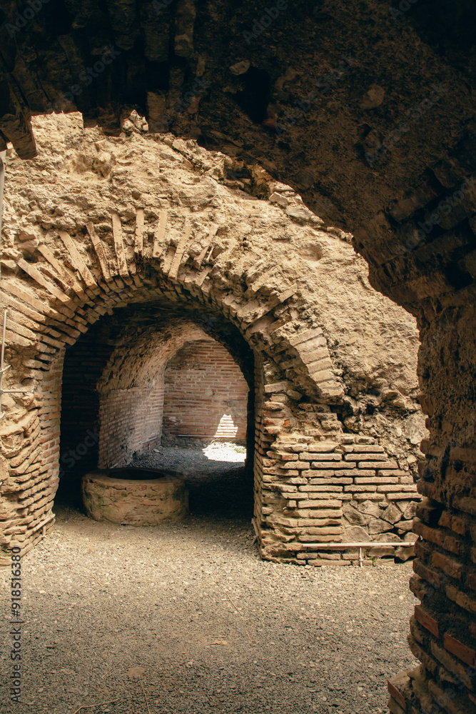 Naklejka premium Durres,Albania, August 7,2024:inside the amphitheater of the city of Durres, the largest Roman amphitheater in the Balkans
