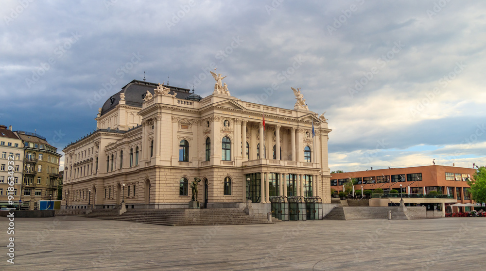 Fototapeta premium Zurich Opera House
