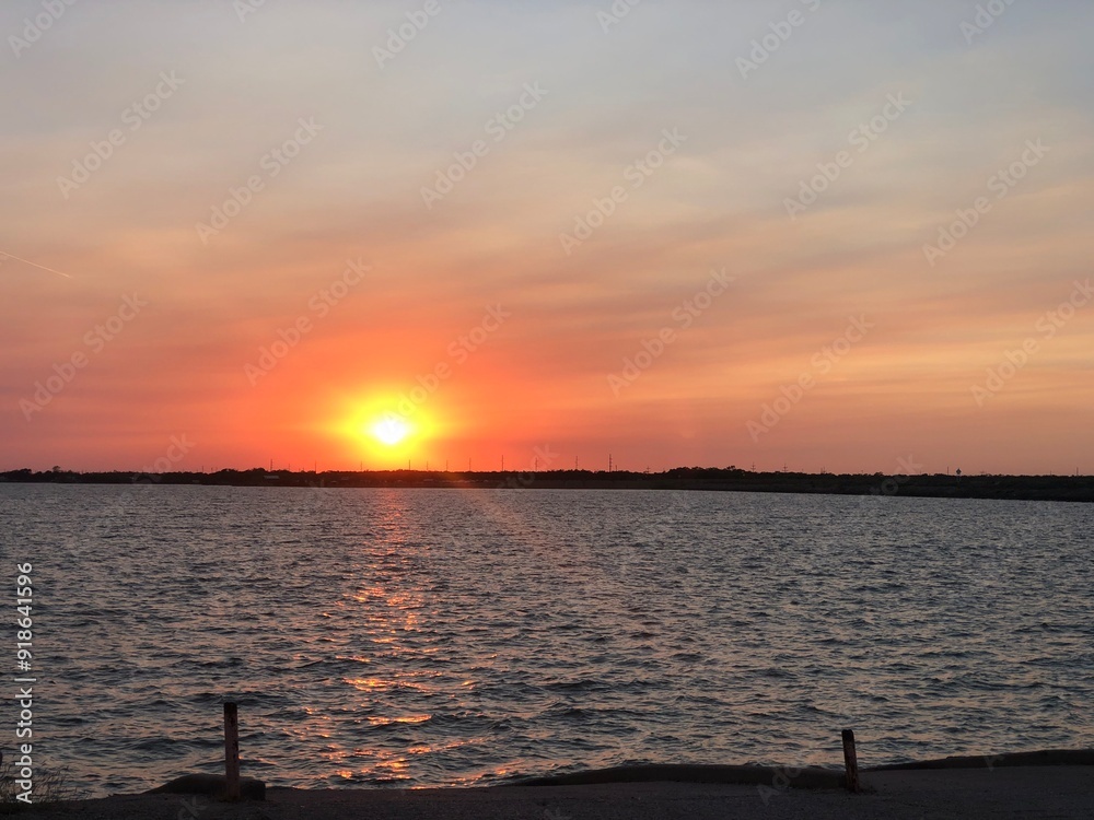 Obraz premium sunset over the sea