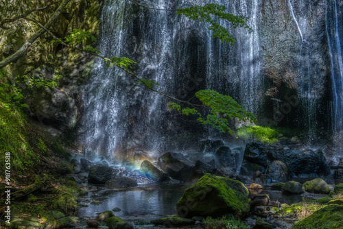 虹と滝沢不動滝
