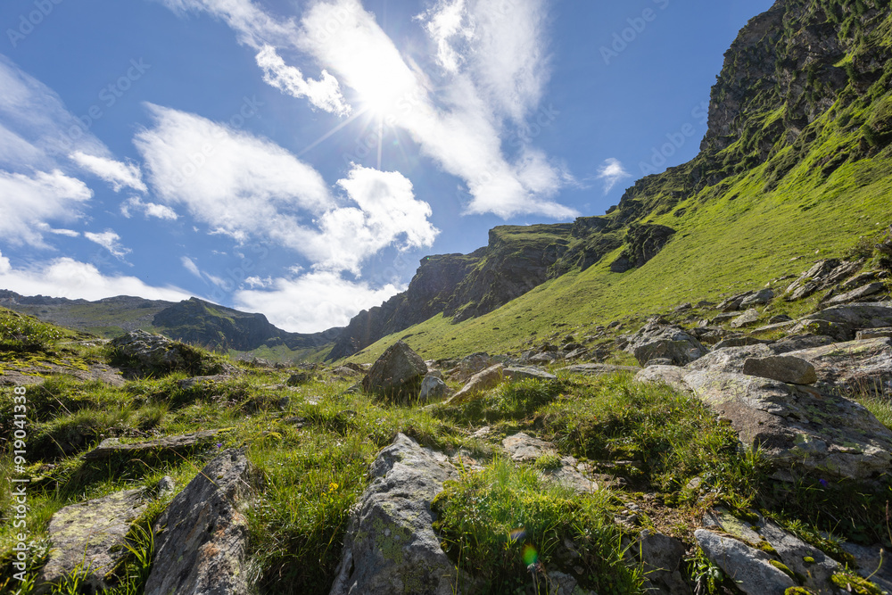 Bergpanorama auf dem Ahorn in den Zillertaler Alpen Bergpanorama auf dem Ahorn in den Zillertaler Alpen