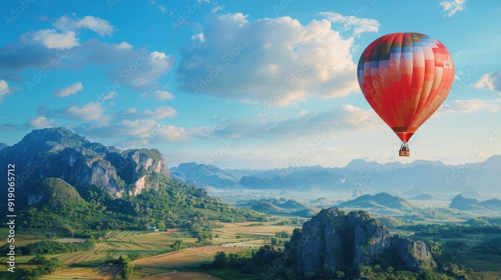 Naklejka premium Soaring at Sunset: A Hot Air Balloon Adventure