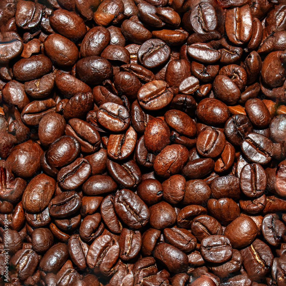 Fototapeta premium Seamless pattern of roasted coffee beans closeup macro