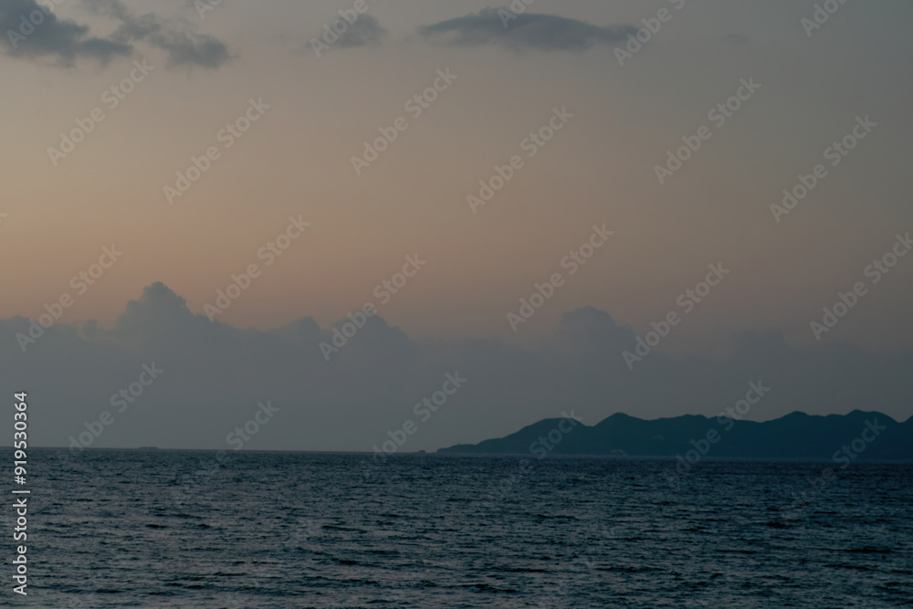 Fototapeta premium 夕日と雲