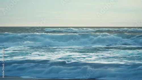 ocean waves rolling