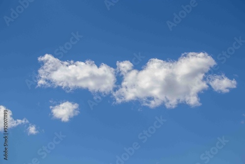 Εκτύπωση καμβά White clouds fly over with blue skies behind