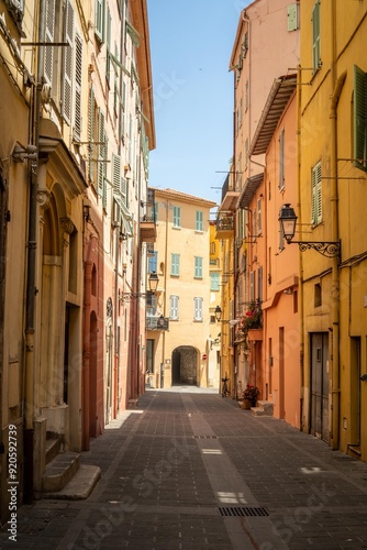 Fototapeta Naklejka Na Ścianę i Meble -  narrow street in old town