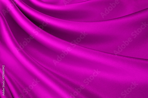 流れのあるシルクサテン