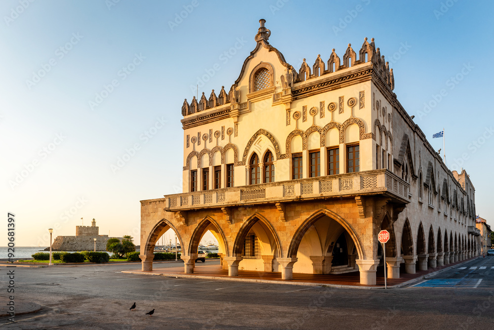 Fototapeta premium Governor's Palace in Rhodes at sunrise, Greece, built in 1927 in Venetian style. It now houses the offices of the Prefecture of the Dodecanese.