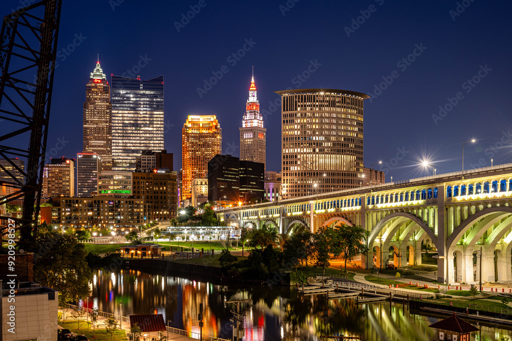 Obraz premium downtown Cleveland, Ohio at night