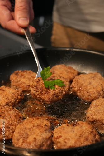 cook food at home, fry meat