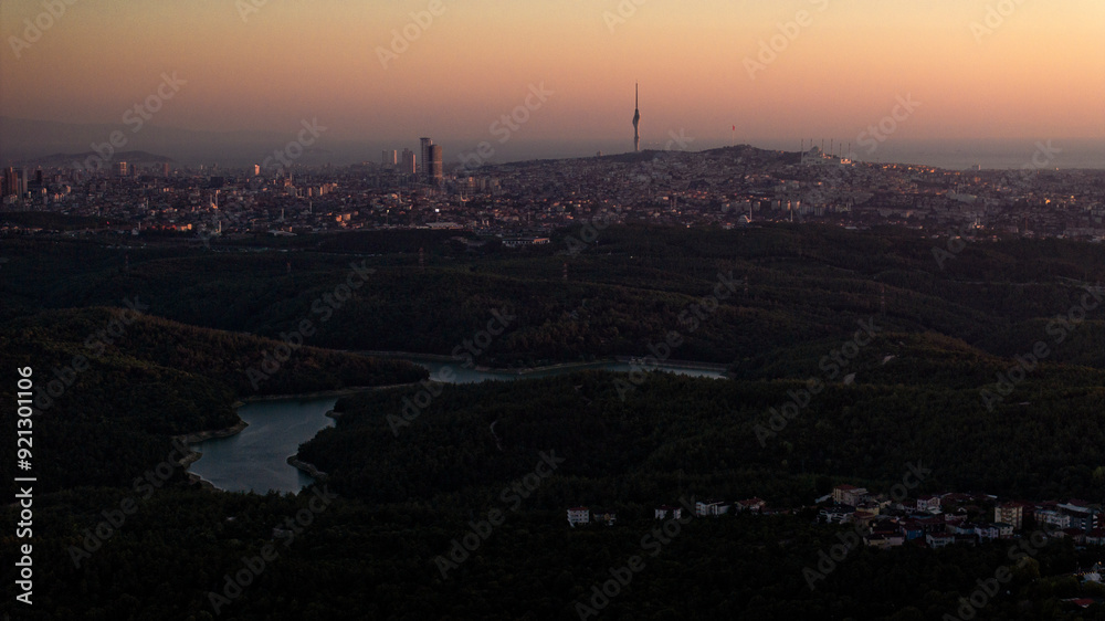 Obraz premium aerial view Istanbul at sunset